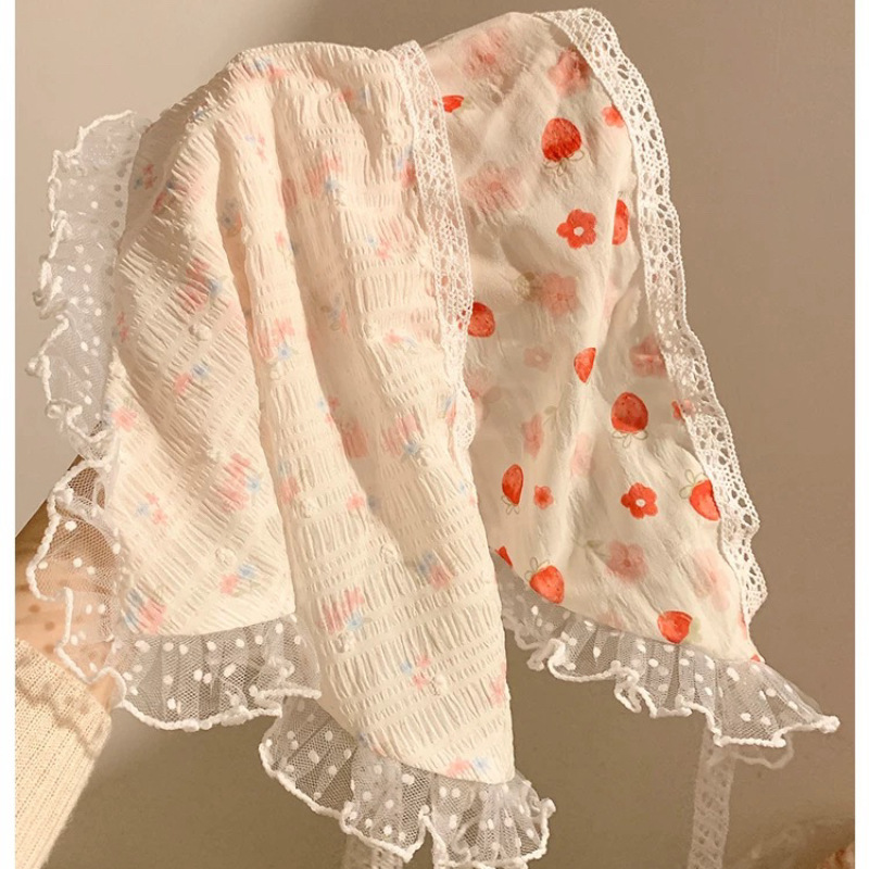 Country-style lace headband, triangular headscarf, hair band, one-piece high-end female style, seaside vacation photo headband, hair accessory Application Scenario