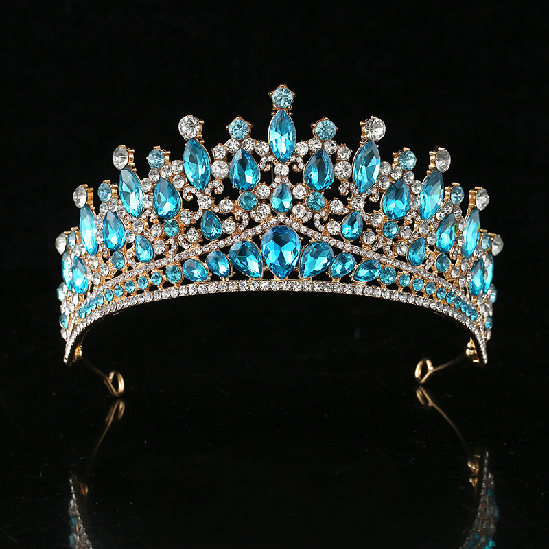 European and American bride's crown, Baroque, exquisite and luxurious, diamond-encrusted crown, grand and retro hair accessory, queen-style crown hair accessory details Picture