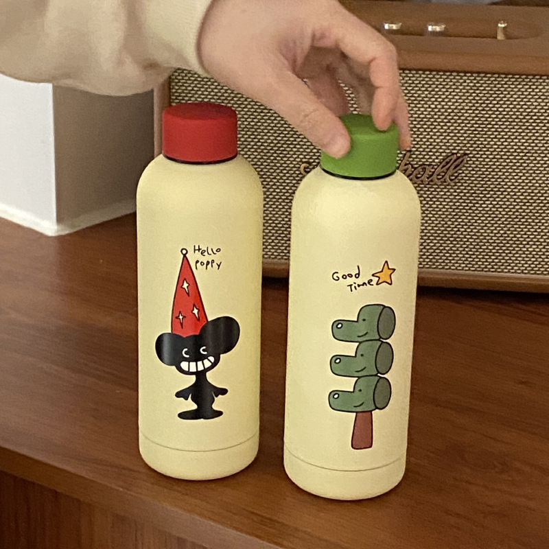 Self-made retro cartoon fun dog insulated cup, large-capacity couple illustration star sealed travel cup, 500ml Specification drawing