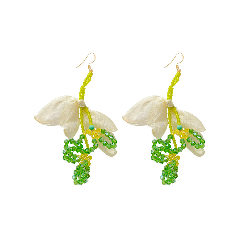 Forest-themed green crystal beaded flower earrings for women, a fashionable and fresh style with tassels and sweet stud design Item Picture