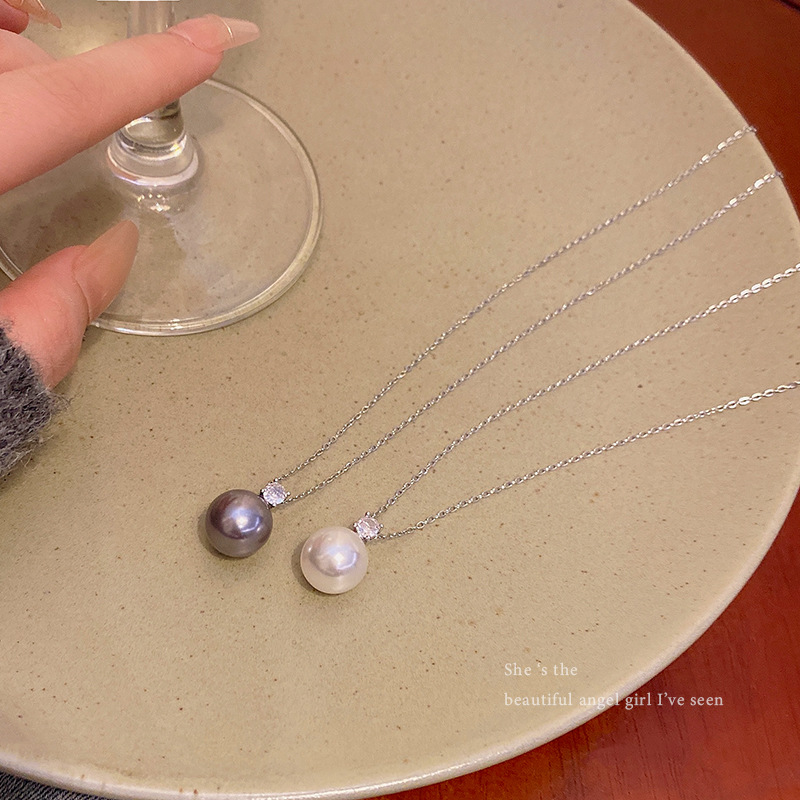 Grey pearl necklace for women, light luxury, niche and high-end, simple autumn and winter zircon pendant, collarbone chain, sweater chain accessory Application Scenario