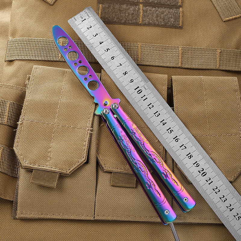 【 Original Manufacturer 】 Practice knife butterfly knife butterfly Comb, the same as CSgo game swinging knife folding knife hand practice Application Scenario