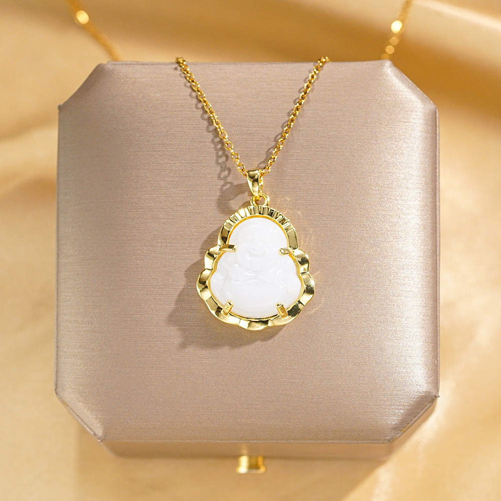 A simple and fashionable commuting titanium steel necklace with a small Buddha and Bodhisattva style, a light luxury collarbone chain with a unique female charm, and a must-have accessory for Internet celebrities Application Scenario