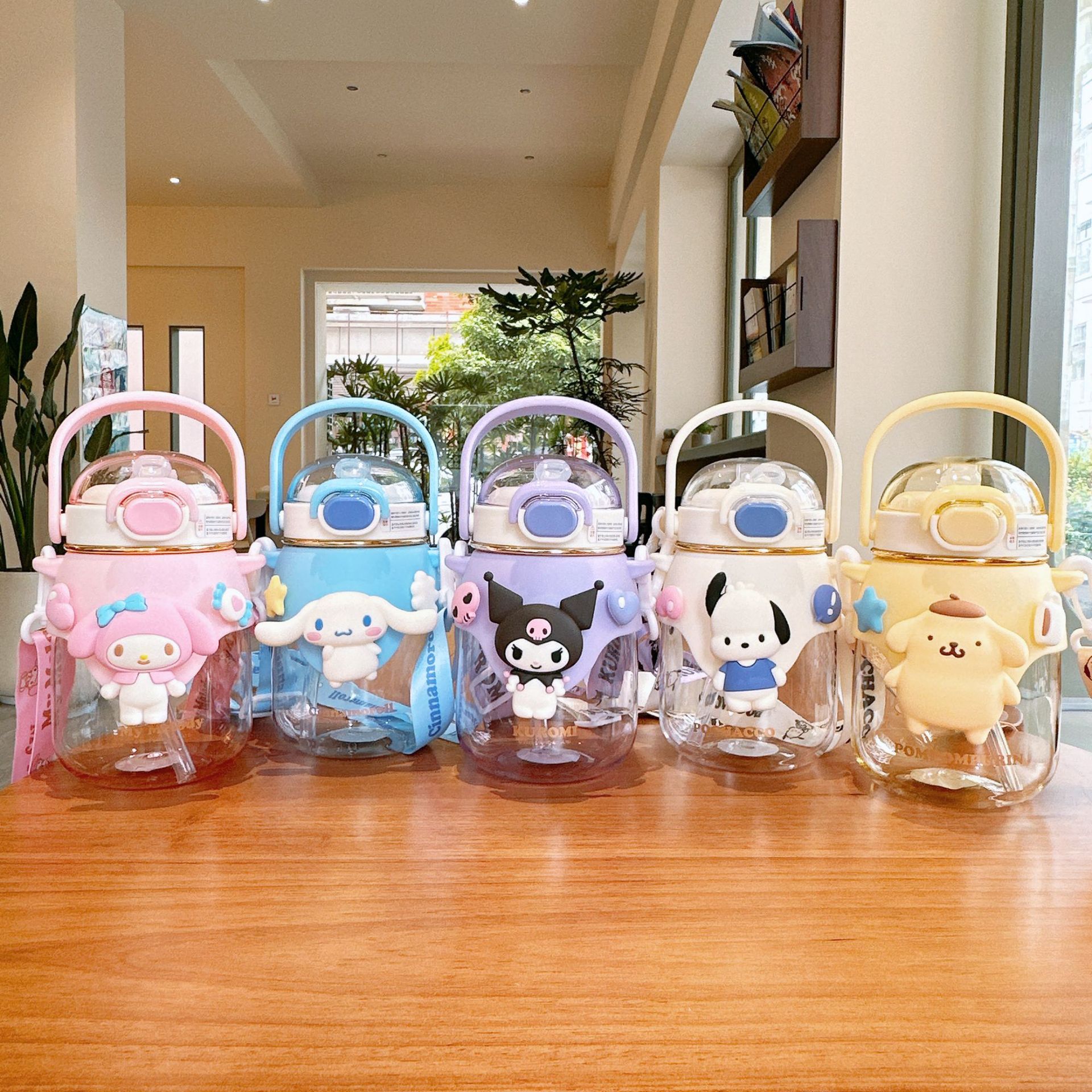 Cute Sanrio straw cup, genuine Cinnamon Dog children's plastic cup, safe cartoon, high appearance level Melody water bottle details Picture