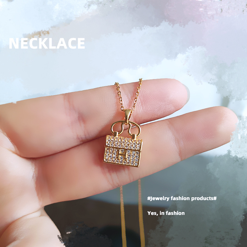 Korean-style light luxury H-letter bag, full diamond pendant necklace, women's Instagram trendy style collarbone chain, high-end feel, Internet celebrity necklace details Picture