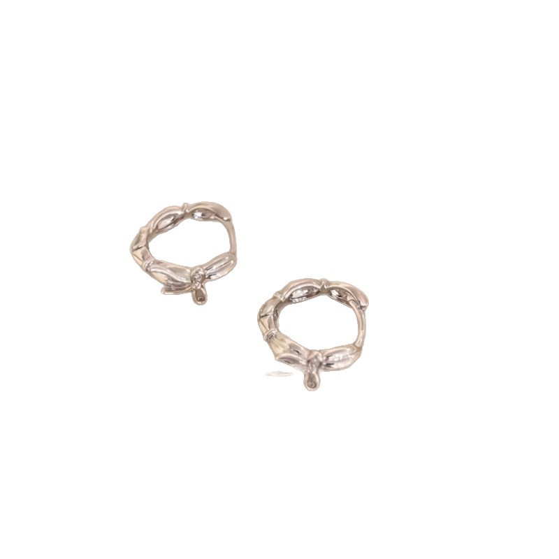 Silver bow wrapped ear buckles 2025 Summer new style sweet design earrings, light luxury and versatile earrings Item Picture