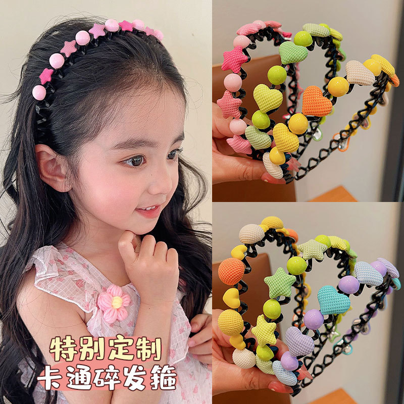 Children's cartoon hair band, a perfect tool for organizing broken hair. Girls' hair won't be damaged. Anti-slip bangs. Little girls' candy headband full figure
