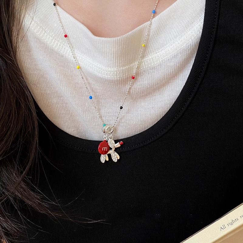 Cute cartoon balloon dog dopamine colorful necklace, a fashionable and versatile female niche look, neckchain, collarbone chain, summer Application Scenario