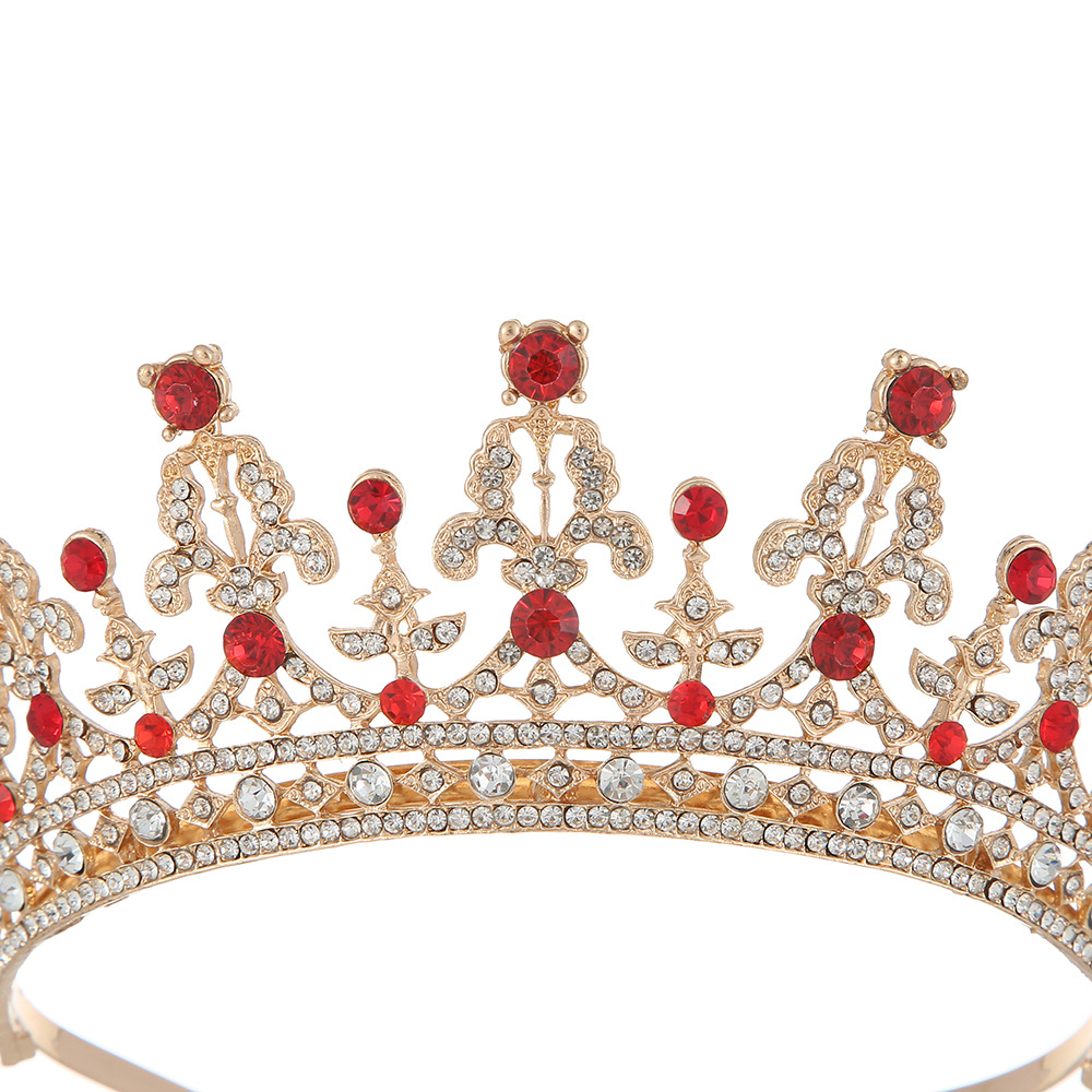 Cross-border birthday, coming-of-age ceremony, performance, crown headband, European-style bride, crown wedding dress, evening gown, hair crown and headwear direct sales Application Scenario