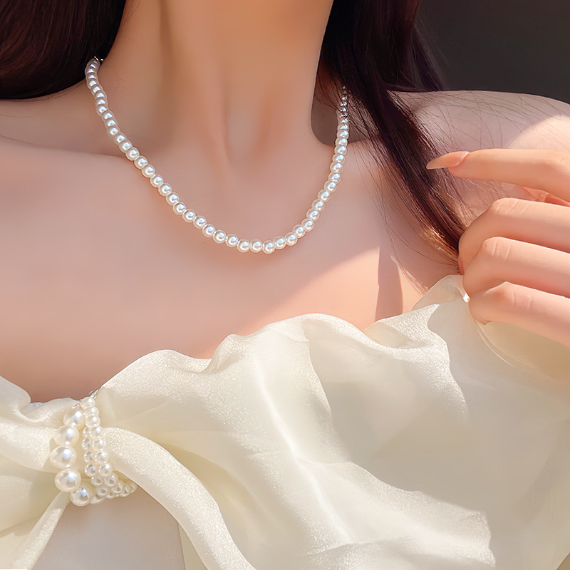 French retro pearl necklace, a light luxury, fashionable, niche and high-end look for women, the same style collarbone chain and neck accessory as Internet celebrities Specification drawing