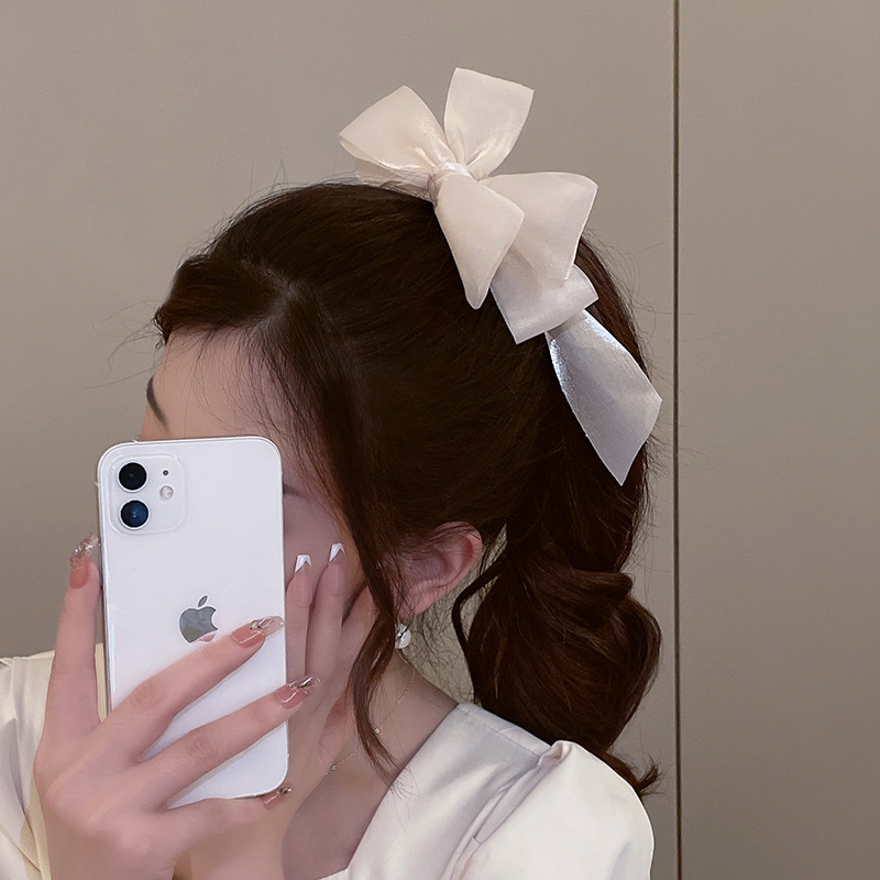 Bow, banana clip, vertical clip, high ponytail buckle, hair clip, back of the head, elegant headwear, elegant and fresh hair clip, hair accessory Application Scenario