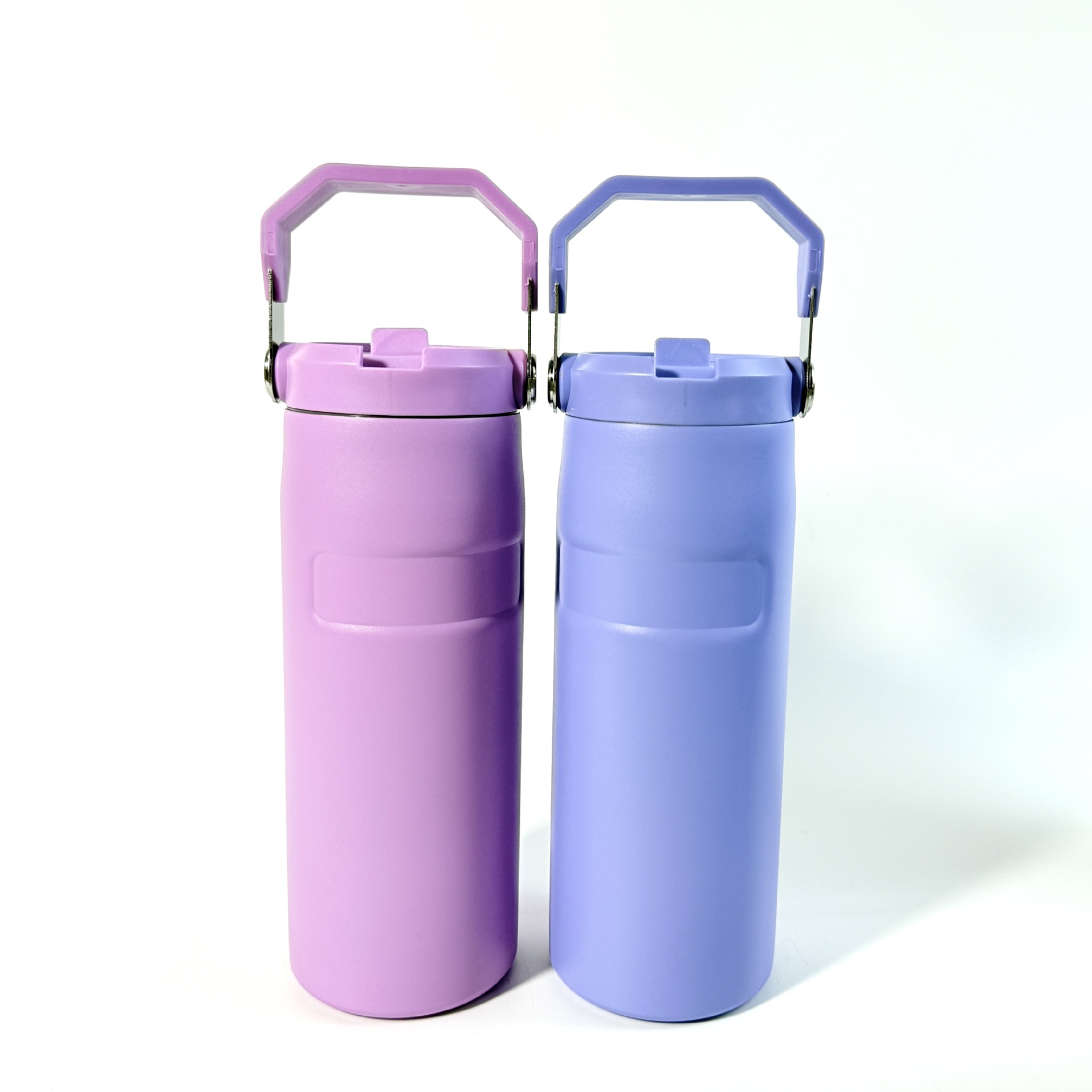 Cross-border bestsellers wholesale large-capacity portable 304 stainless steel insulated cups, sports cups, outdoor double-layer vacuum water bottles Application Scenario