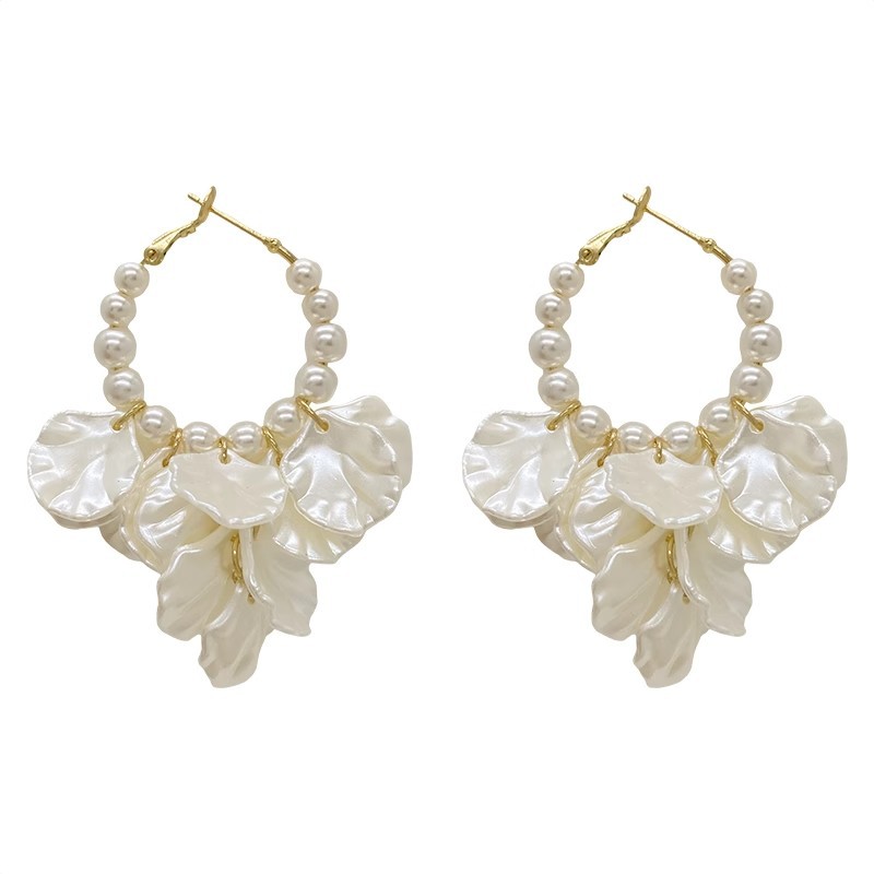 French retro white flower petal earring tassel long earrings, high-end pearl earrings, women's super fairy stud earrings Item Picture