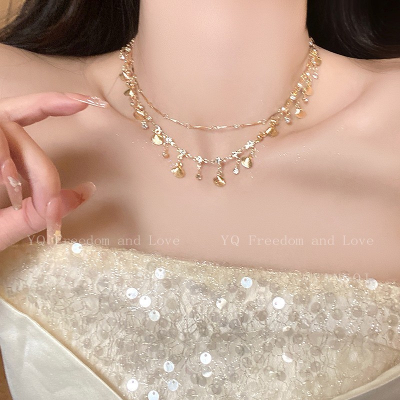 Daughter of the Sea ~ Blue Zircon and Golden Shell Necklace, versatile bracelet, niche design sense, light luxury jewelry Application Scenario