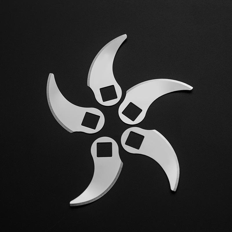 Factory direct supply of garlic puller blades, stainless steel meat grinder blades, garlic paste cooking blades, and curved knife blades details Picture