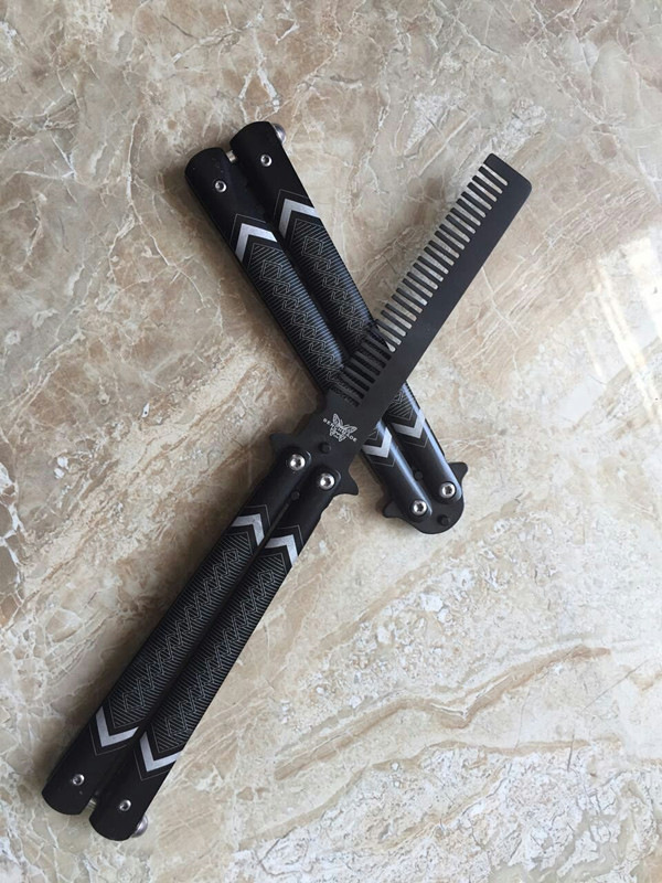 The practice tool, comb, swung the knife without cutting the edge Item Picture