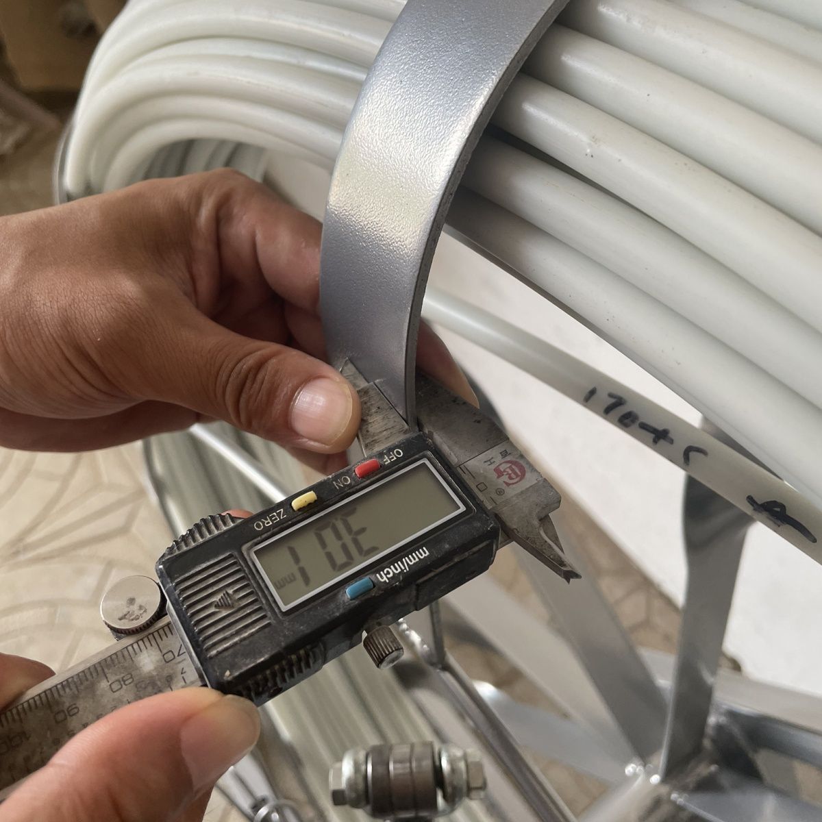 FRP wire threading wonder tool, perforated wire pulling thickened frame, power communication pipeline cable through rod, pipe threading and lead wire device Item Picture