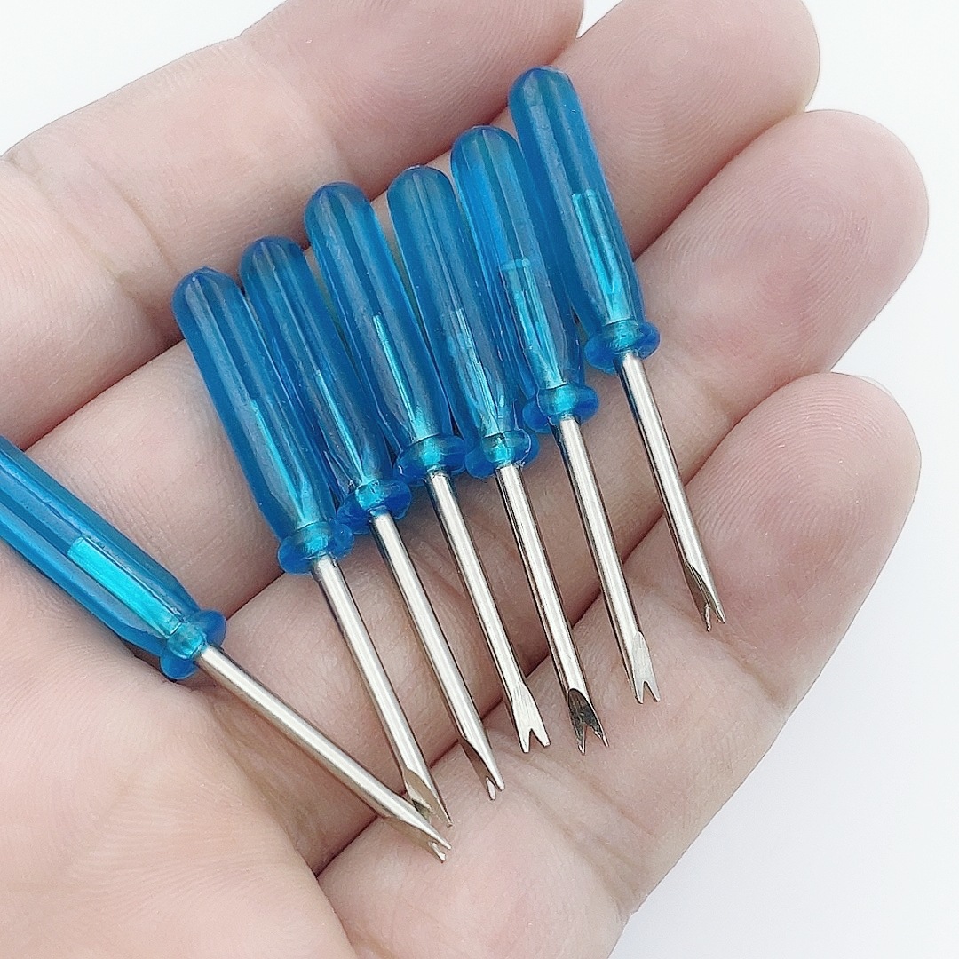 2.0 Fork-type screwdriver, lug screwdriver, watch adjuster, 2.0 V-type flat-head small screwdriver, watch strap changing screwdriver details Picture
