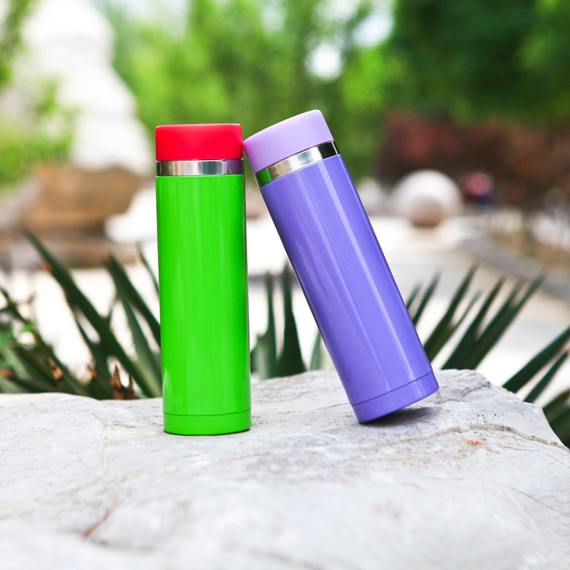 Factory direct supply of 304 stainless steel vacuum creative straight insulated cups, direct drinking cups, outdoor sports portable water cups full figure