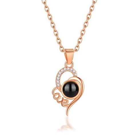 Cross-border 100 languages "I Love You" heart projection necklace that doesn't fade, fresh, sweet, fashionable and elegant collarbone chain Item Picture