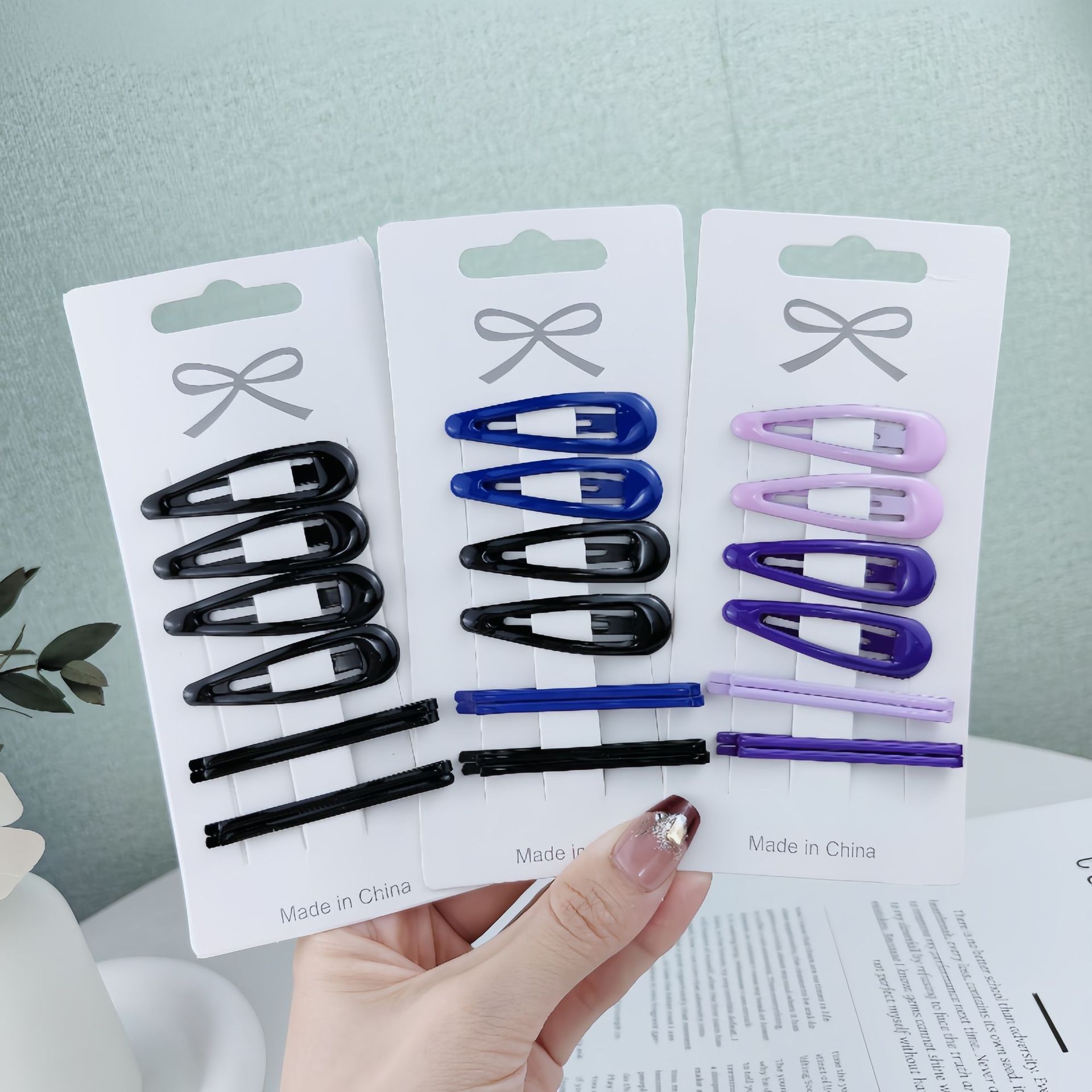 Gradient color hair clip set ~ins simple BB clip, sweet and cute side straight clip, children's hair clip at the back of the head Application Scenario