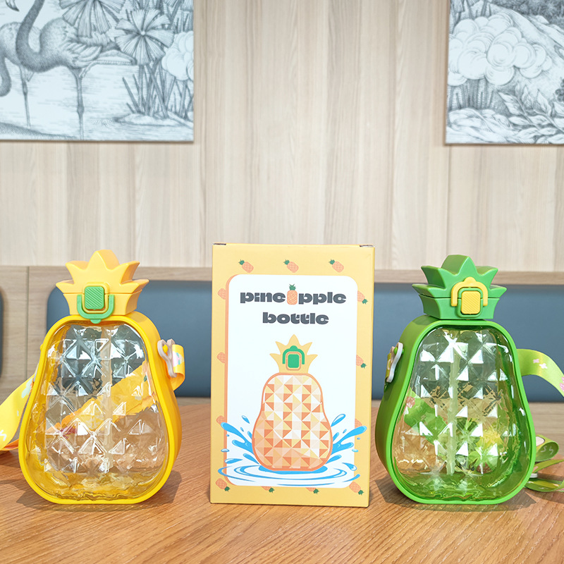 Cross-border model, high appearance level, creative and cute pineapple straw, plastic water cup, portable strap, children's outdoor sports water bottle Specification drawing