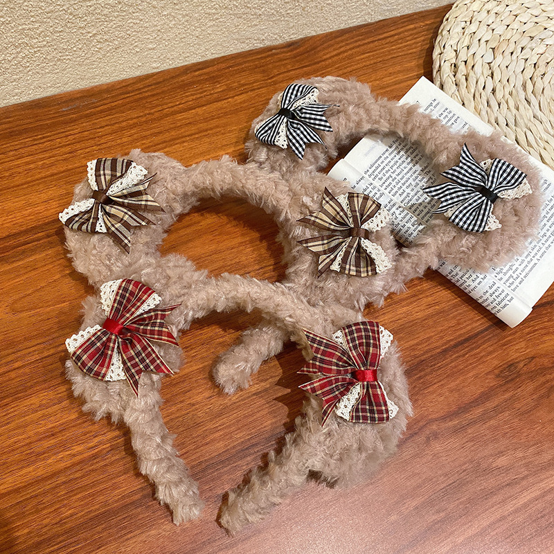 New school-style cartoon cute plush bear headband headwear, autumn and winter lambskin face-washing headband for girls, cute and trendy details Picture