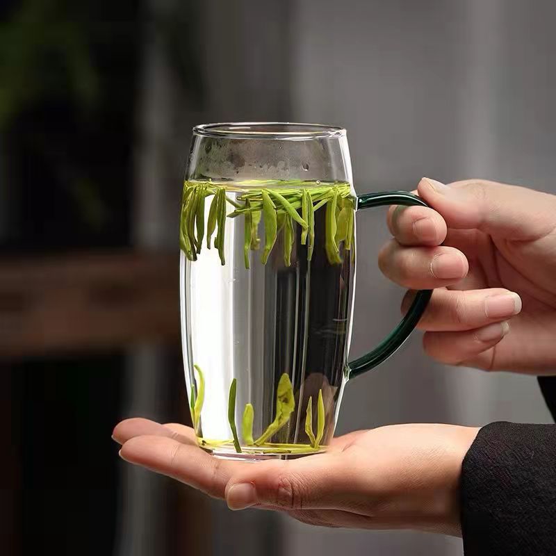 Glass green tea cup, ladies' high-temperature resistant tea drinking cup, transparent high-end flower tea personal dedicated tea set, tea brewing water cup full figure