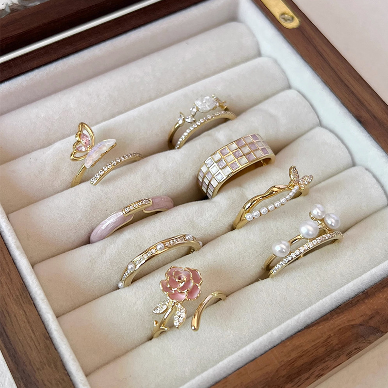 European and American light luxury camellia open ring for women, a niche design with a sense of sophistication, exaggerated and exquisite, enamel finger ring details Picture