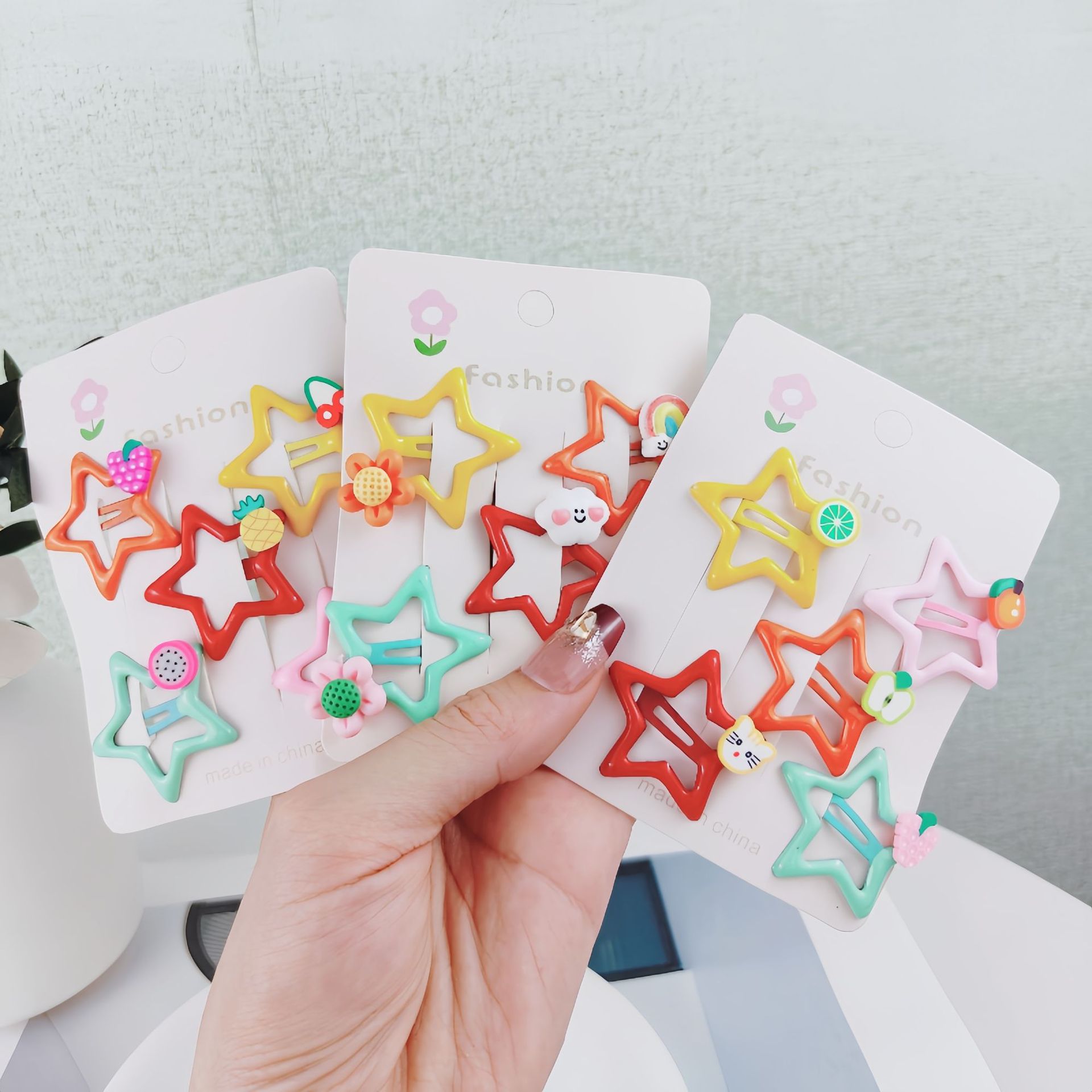 Children's hair clips, girls' side bangs clips, cartoon bb clips, new 2024 girls' headwear, five-pointed star hair clips full figure