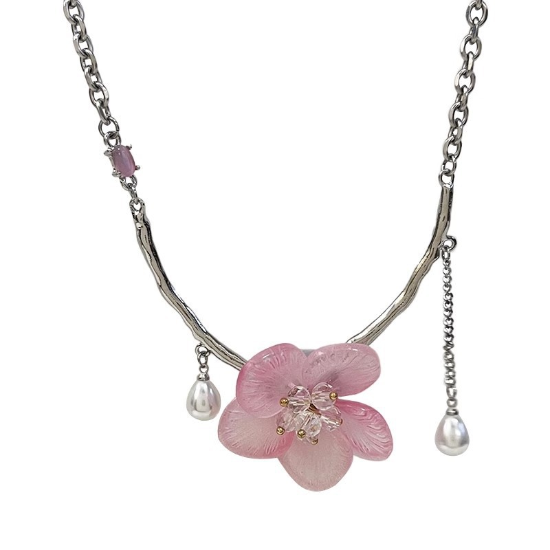 Sweet pink flower tassel necklace, a cool and feminine style, versatile and elegant collarbone chain, a high-end and light luxury bestseller Item Picture