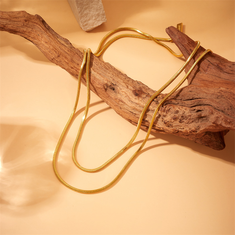 Cross-border European and American simple and individual double-layer overlapping collarbone chain stainless steel neutral style punk jewelry necklace Specification drawing