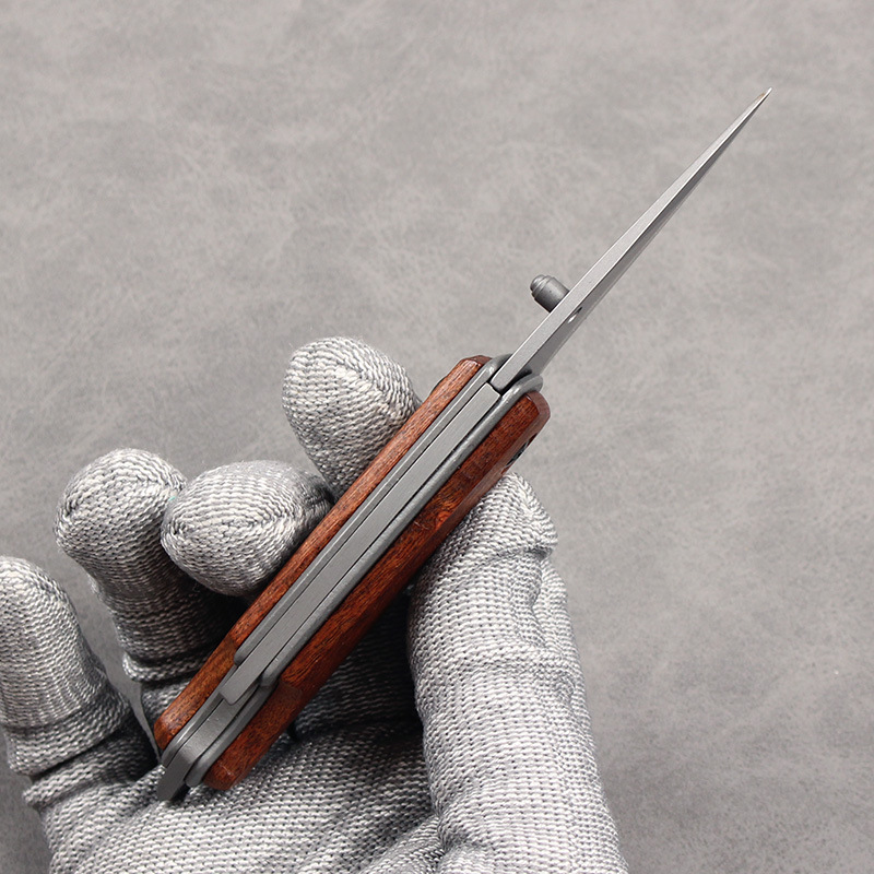 BUCK X44 Folding Knife, a lockless, safe, multi-functional, portable mini knife Application Scenario