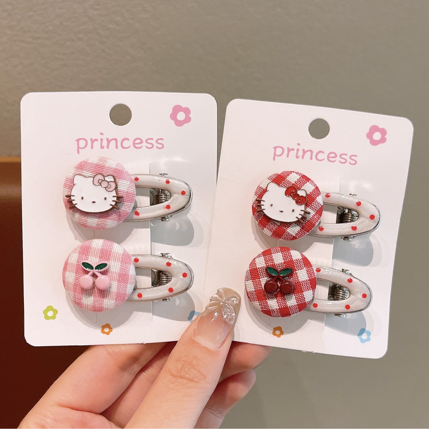 Fresh and girlish polka dot cherry kt cat hair clip, oil-dripping hair accessory, high appearance level, forest-style versatile girls' hair clip and hair accessory Specification drawing