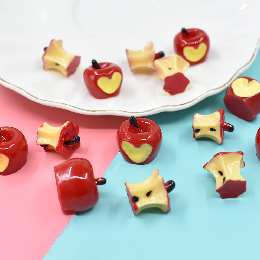 Miniature food toy apple resin accessories diy ornaments, mini apple core pendants, necklaces, earrings, keychains, pendants full figure