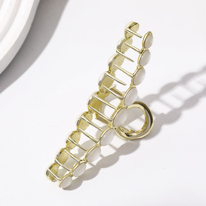 Cat's eye pearl large scratch-off clip 2023 new versatile hairpin for women, high-end shark clip headwear at the back of the head Specification drawing