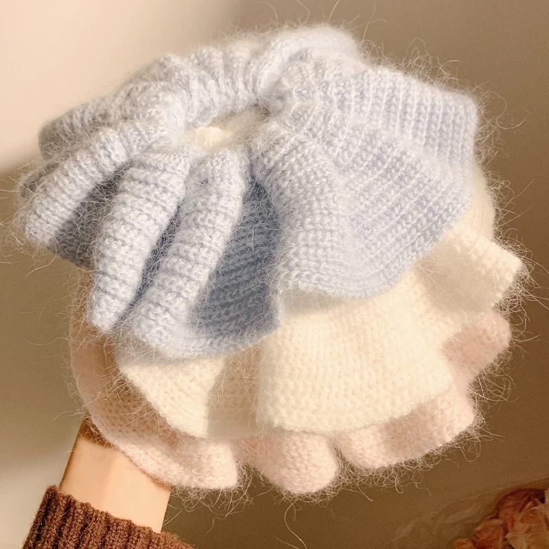 2024 New rabbit fur soft and glutinous hair band, oversized, atmosphere Korean-style gentle hair accessory, high-end autumn and winter hair tie full figure