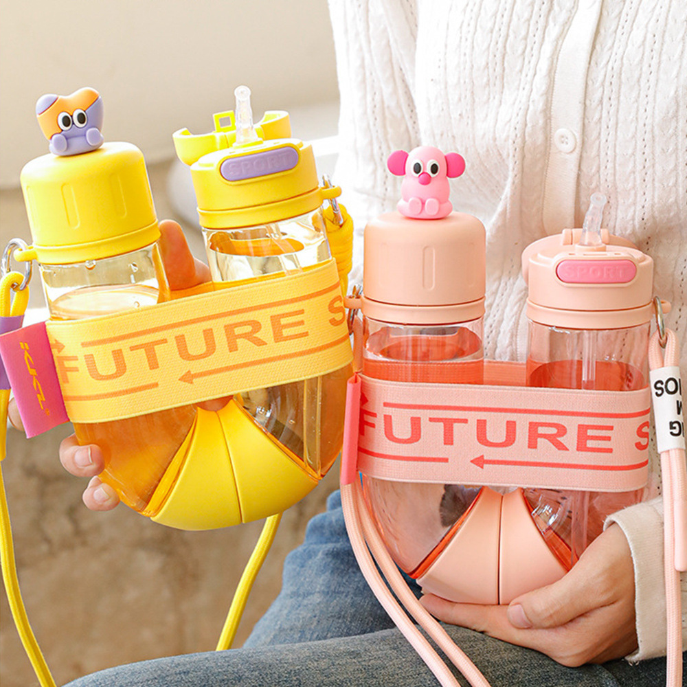 Creative and aesthetically pleasing tritan water bottle, double-drinking simple couple water cups, plastic cartoon dolls, student and children's straws Specification drawing