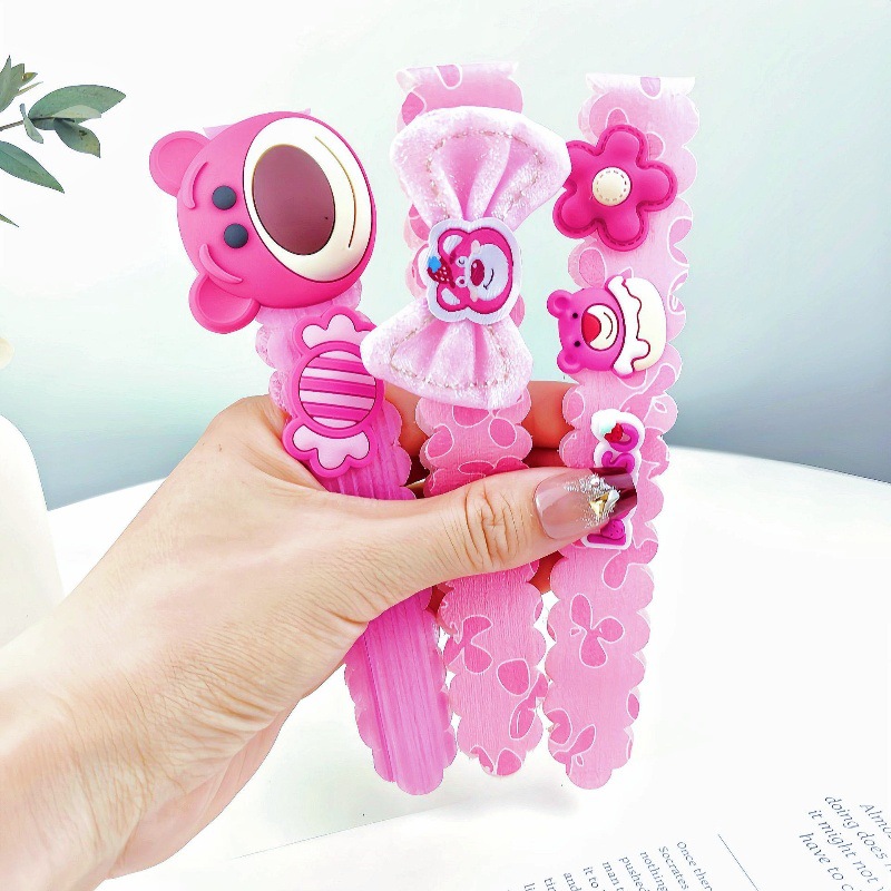 New Kuromi Velcro hair accessory for children, Korean version of the popular bangs, small hair patches, cartoon hair bands and headwear for girls full figure
