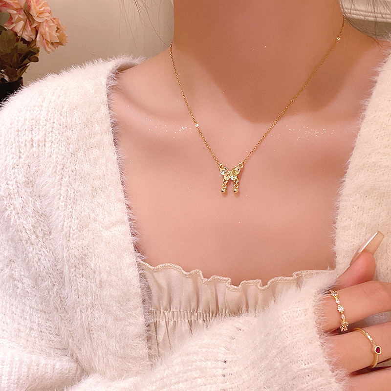 Light luxury and niche butterfly pendant titanium steel necklace, versatile for women, elegant and high-end collarbone chain, 2025 new style accessory details Picture