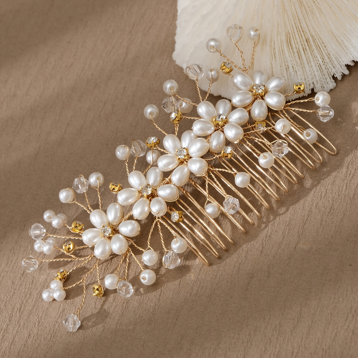 Chinese-style ancient-style bride accessories, crystal and pearl combs, wedding banquet, Xiuhe updo headwear, handcrafted bride hair combs full figure