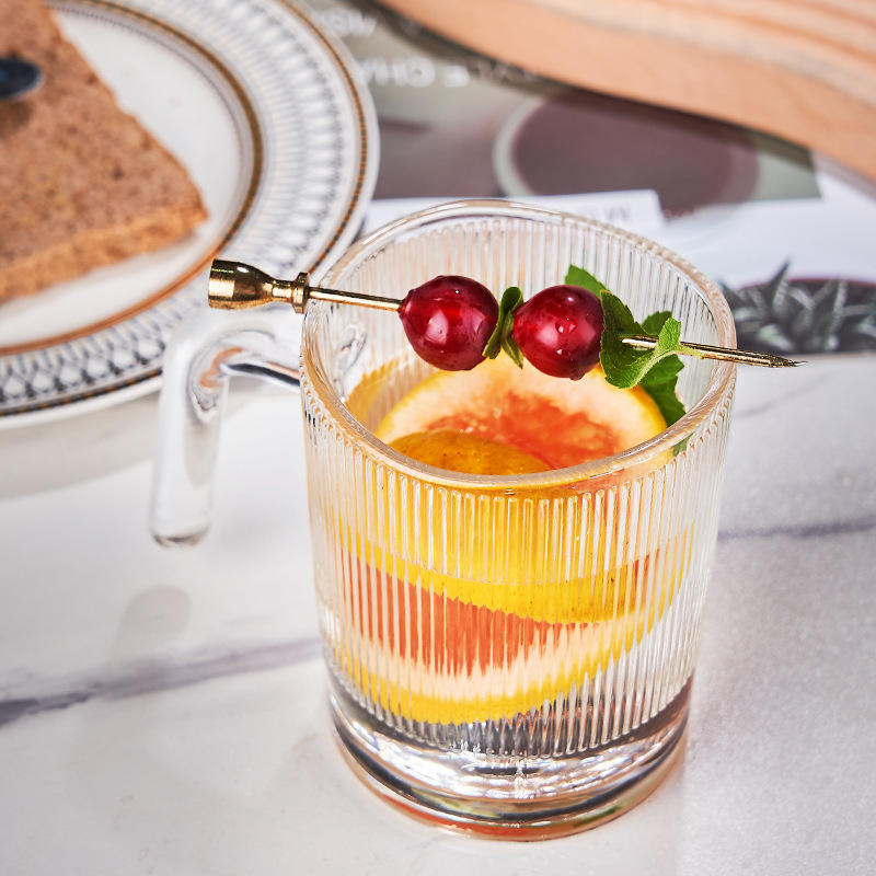 Simple lip-lip line vertical stripe glass handle cup, household water cup, juice coffee cup, milk cup, beverage beer mug full figure
