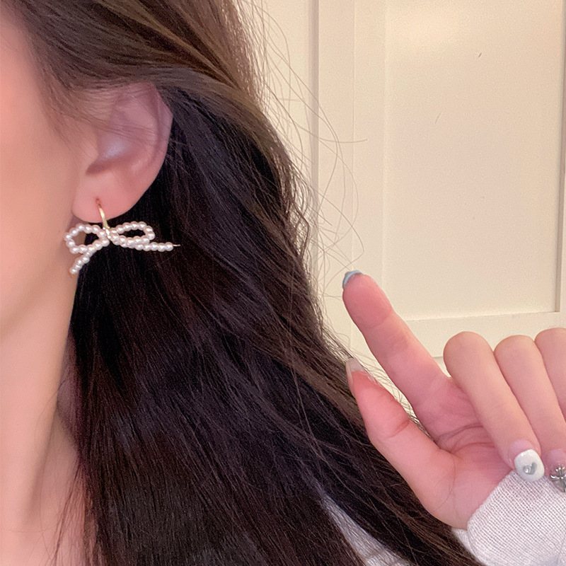 French sweet pearl bow ear buckles, high-end elegance, versatile earrings, niche design sense, new earrings for women Specification drawing