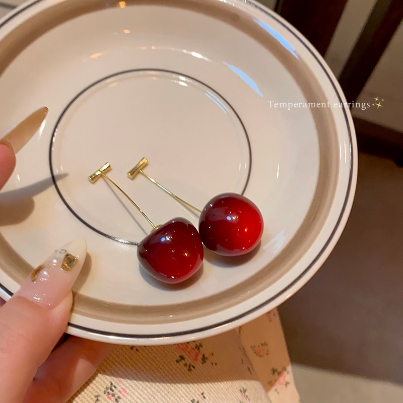 Korean bestseller cherry earrings for women on Instagram, with a trendy, high-end and elegant look. New cherry earrings for 2024 Application Scenario