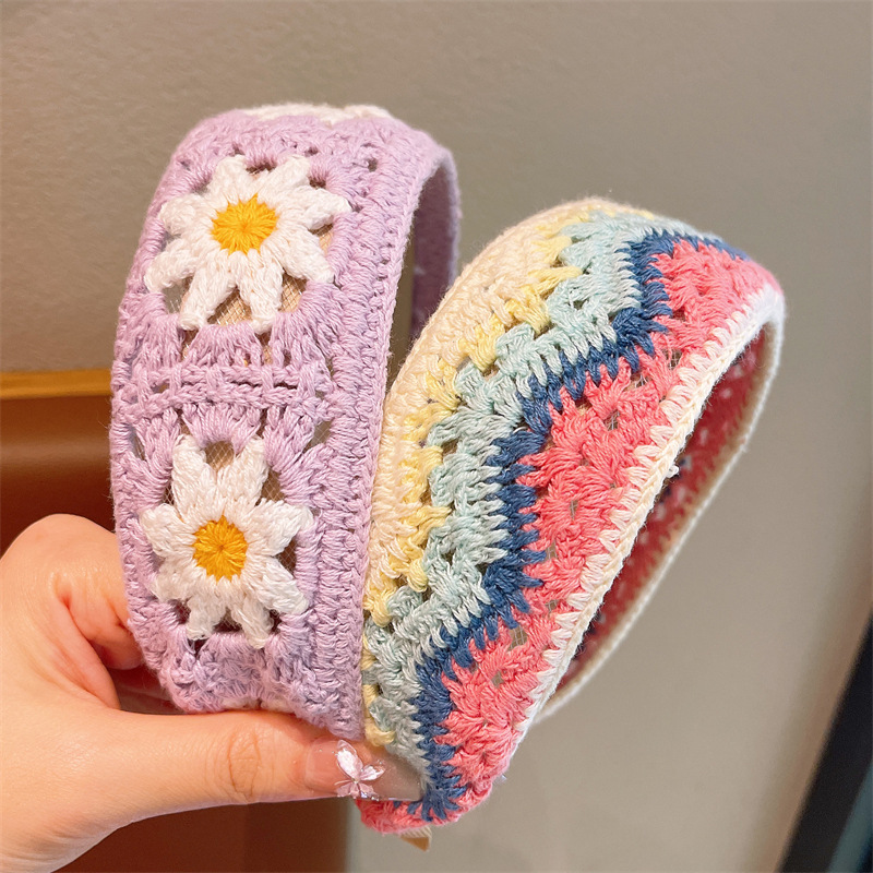 Children's knitted embroidered woolen flower hair band, a perfect tool for girls to tidy up broken hair, girls' wide edge headband, bangs hair clip Specification drawing