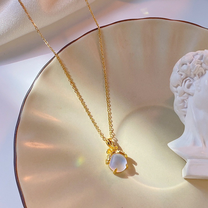 Korean InS-style colorful little firefly pendant titanium steel necklace, a niche design sense for women, a delicate collarbone chain that has become a social media sensation Specification drawing