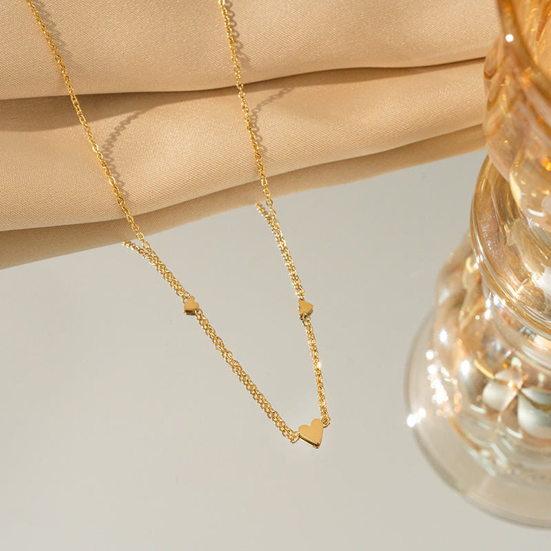 This non-fading titanium steel simple heart-shaped necklace and bracelet set is fashionable and versatile. It's a niche collarbone chain and a trendy and elegant accessory Specification drawing