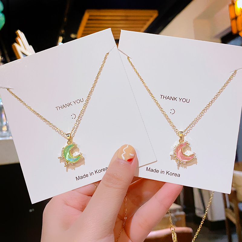 Fashionable and colorful design moon pendant titanium steel necklace for women, summer light luxury Internet celebrity collarbone chain, elegant full diamond accessory full figure