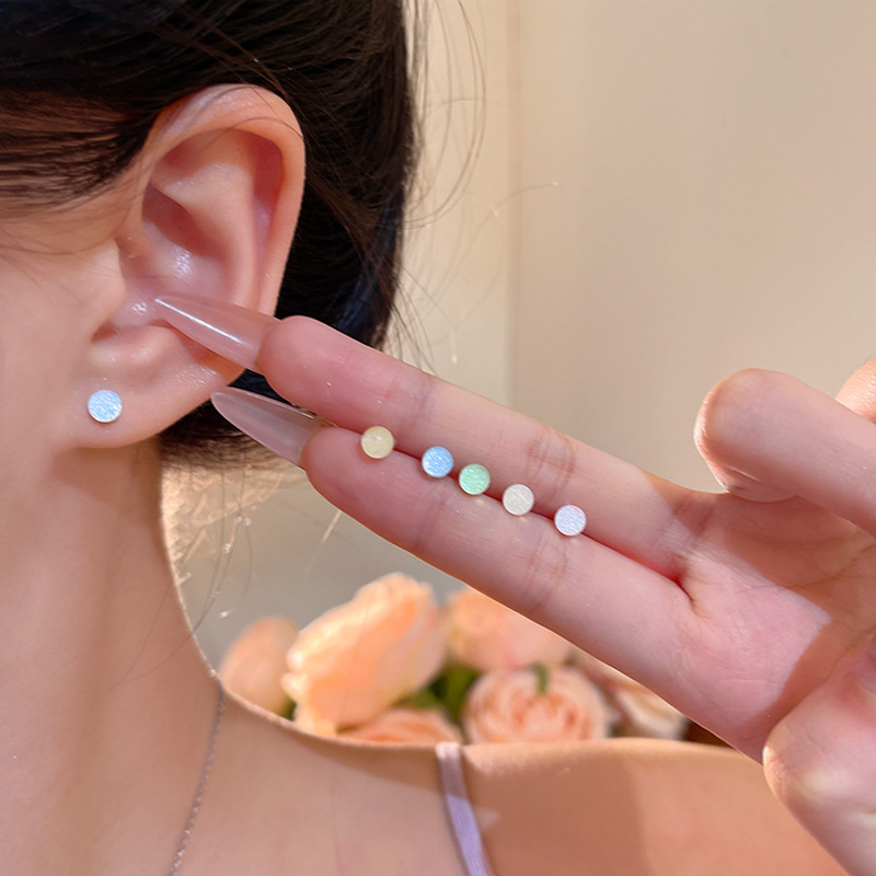 Colorful dopamine bean stud women's three-piece set, ins simple daily versatile small earrings, round ball earrings Application Scenario
