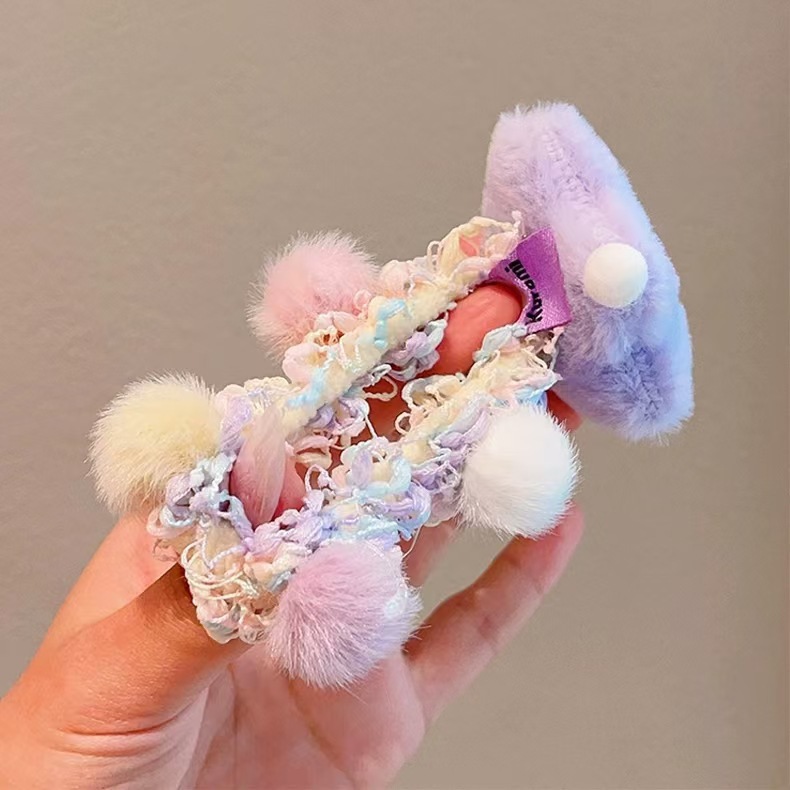 Cute Sanrio hair tie, new cartoon rubber band, little girl's ponytail bun hair accessory Application Scenario